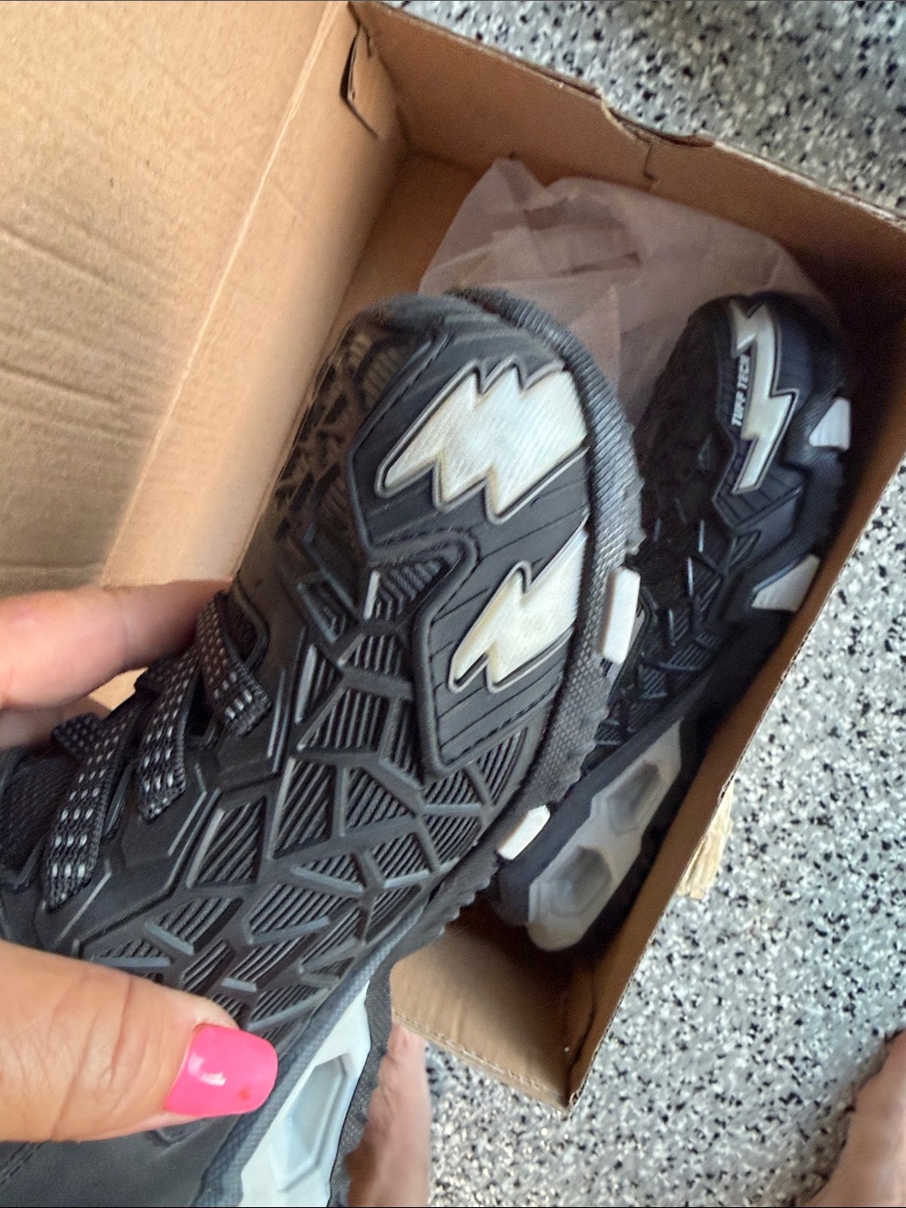Skechers S-Lights Shoes- working lights boys size 4 brand new with tags - Picture 5 of 8